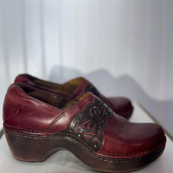 Ariat Red Leather Embroidered Western Clogs Size 9.5B Boho Cowgirl Mule Shoes - Picture 6 of 10